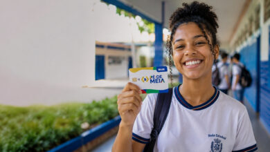 Como solicitar o cartão do Pé-de-Meia pelo Caixa Tem