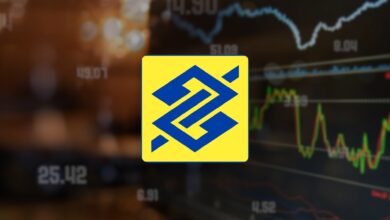 Ibovespa sobe com expectativa sobre a Selic