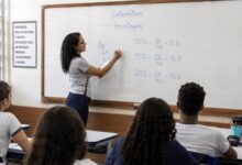 Aposentadoria de professores sem idade mínima em 2026