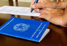 Quatro minutos além da jornada dão justa causa?